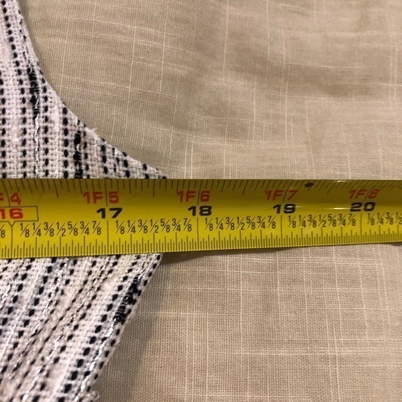 Kay Unger gray and white‎ mingled dress - Picture 9 of 12